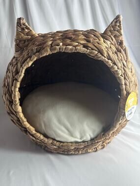 EveryYay Snooze Fest Woven Straw Cat Cave Bed Washable Pillow Novelty Ears NWT